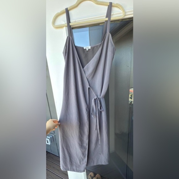 Wilfred Dresses & Skirts - Aritzia Wilfred Gray Spaghetti Strap Slip Dress - Size Small